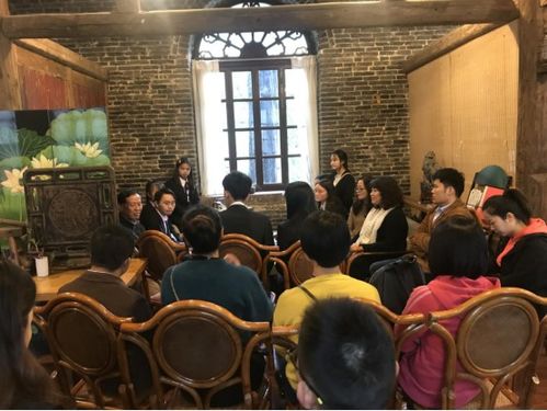 与祖国同频共振 文化与艺术传媒学院党总支开展“我与祖国70周年”红色教育活动